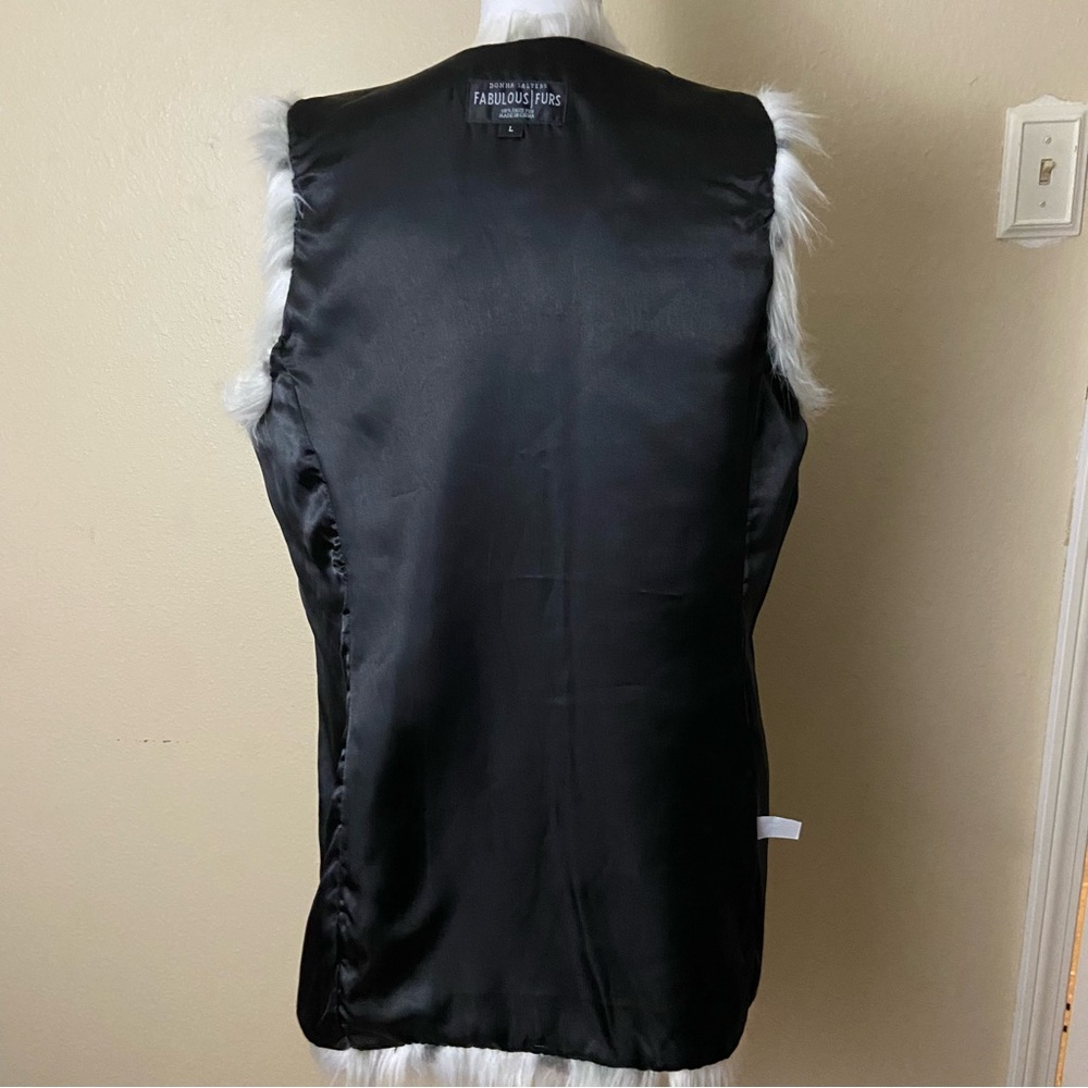 Donna Salyers Fabulous Furs-  Faux Fur Open Front Vest - Large - Picture 5 of 7